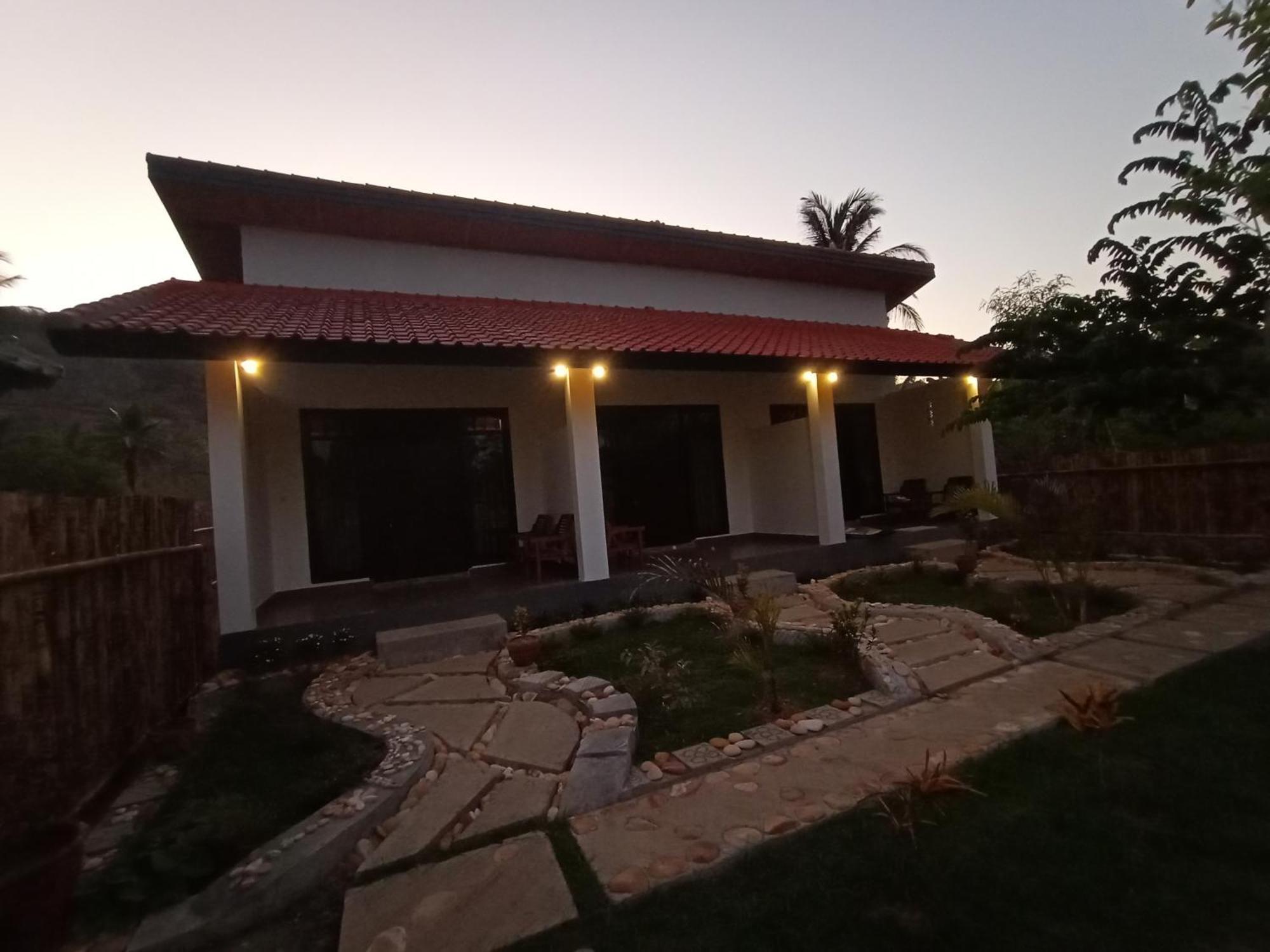 Barrel Homestay Areguling Kuta  Room photo